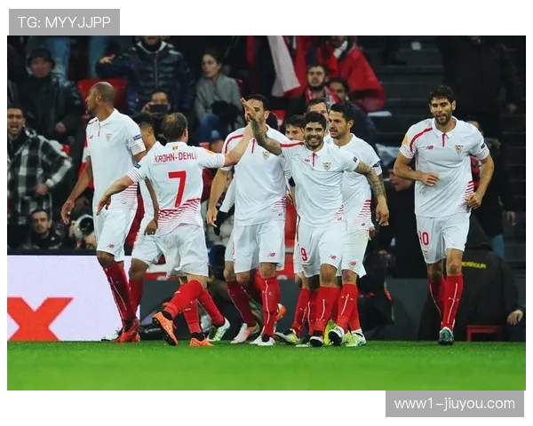 塞维利亚防线伤病累积 阿尔梅达战术体系被迫频繁调整